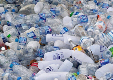 塑料回收行业潜力无限，大型回收公司都在选择的pet破碎回收线