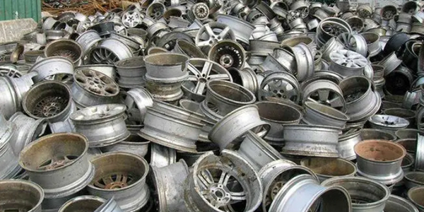 利用报废汽车发展再生铝，就用废旧汽车轮毂破碎机