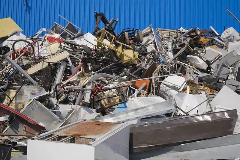 金属回收少不了的重要设备——废旧金属破碎机
